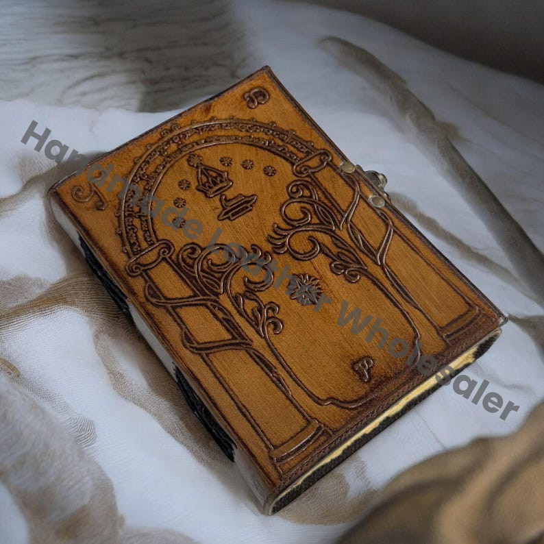 Doors of Durin Leather Journal: Tolkien Lord of the Rings Notebook