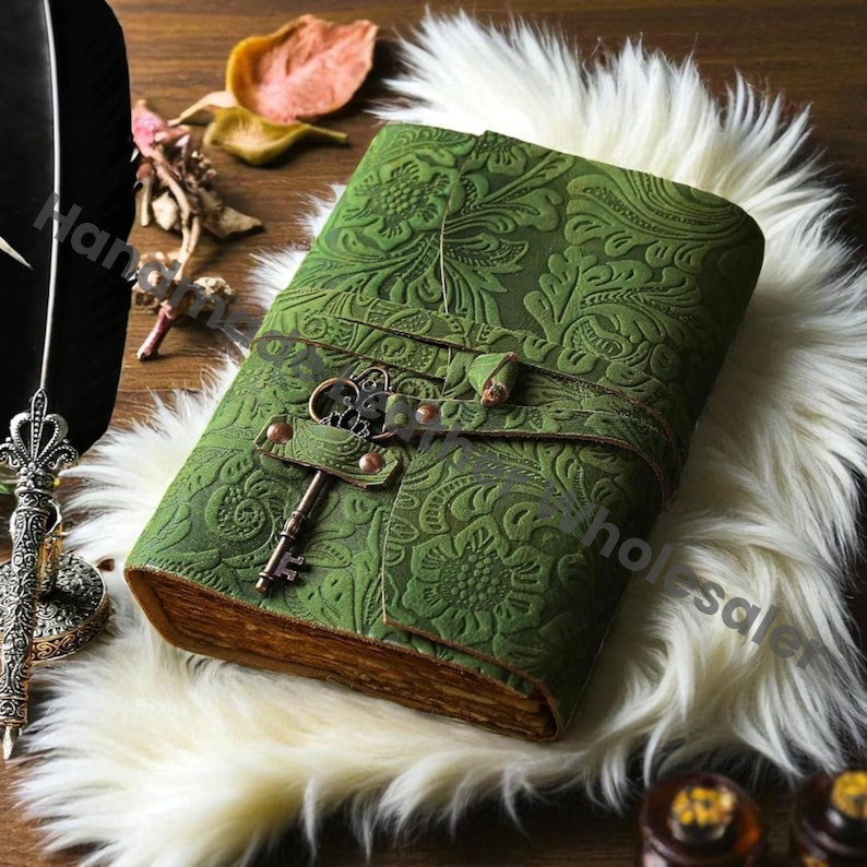 Handmade Garden Flower Leather Journal Book of Shadows Witchcraft Notebook Handmade Vintage Sketchbook Antique Key, Deckle Edge Paper Gift