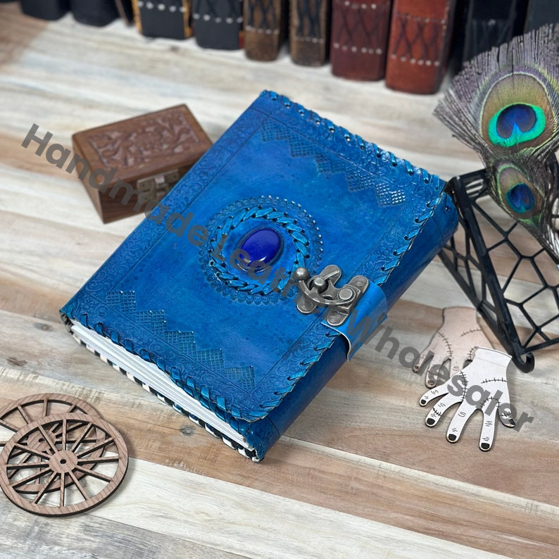 Handmade Leather Journal: Antique Deckle Edge Paper, Embossed Vintage Lock
