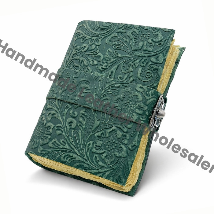 Handmade Leather Journal Notebook Journal with lock Vintage Deckle Edge Paper