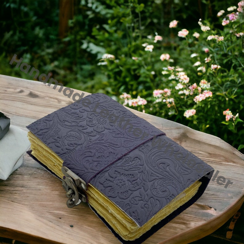 Handmade Leather journal Notebook Junk Journal Travel Writing Sketchbook journal with lock
