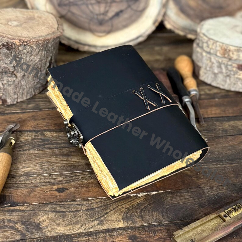 Handmade Leather Junk Journal | DND Journal | Travel Diary | Nature Journaling Notebook | Vintage Scrapbook, Deckle Edge Paper Lock Closure