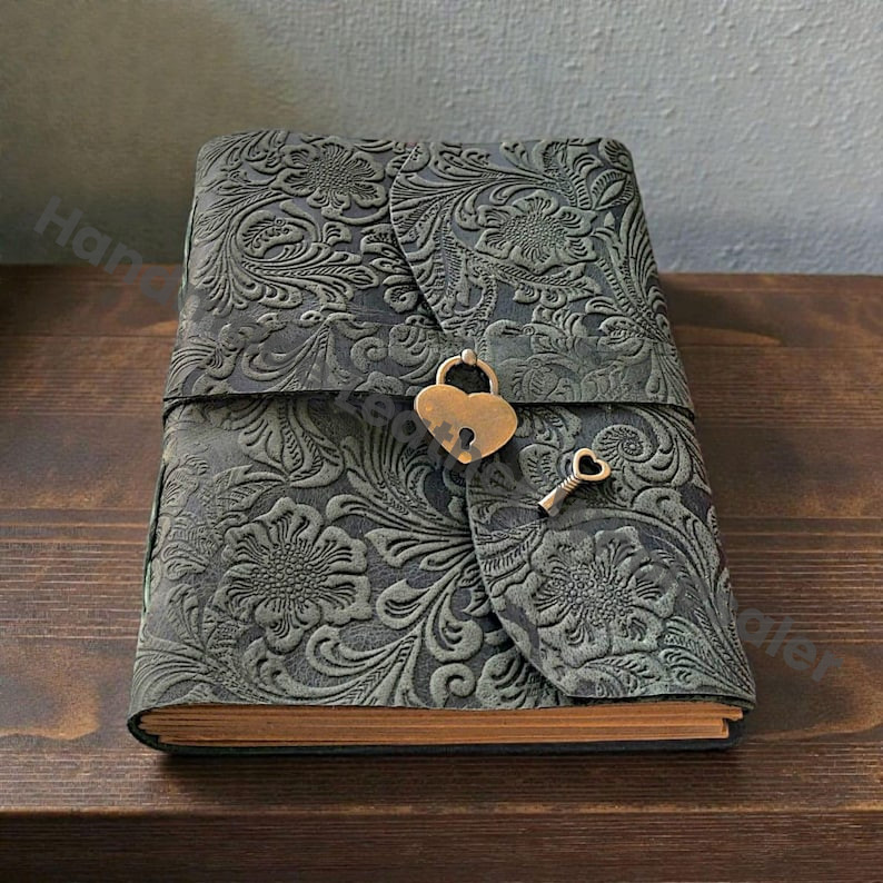 Handmade Vintage Leather Journal with Antique Lock – Travel Diary with Handmade Paper | Lined & Unlined Pages Book of Shadows