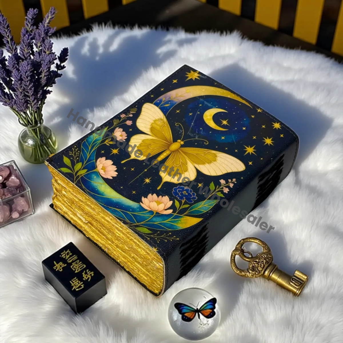 Luna Moth Leather Book of Shadows – Witchcraft Grimoire, Vintage Spell Journal, Wiccan Pagan Gothic Magic Diary, Witchy Gift