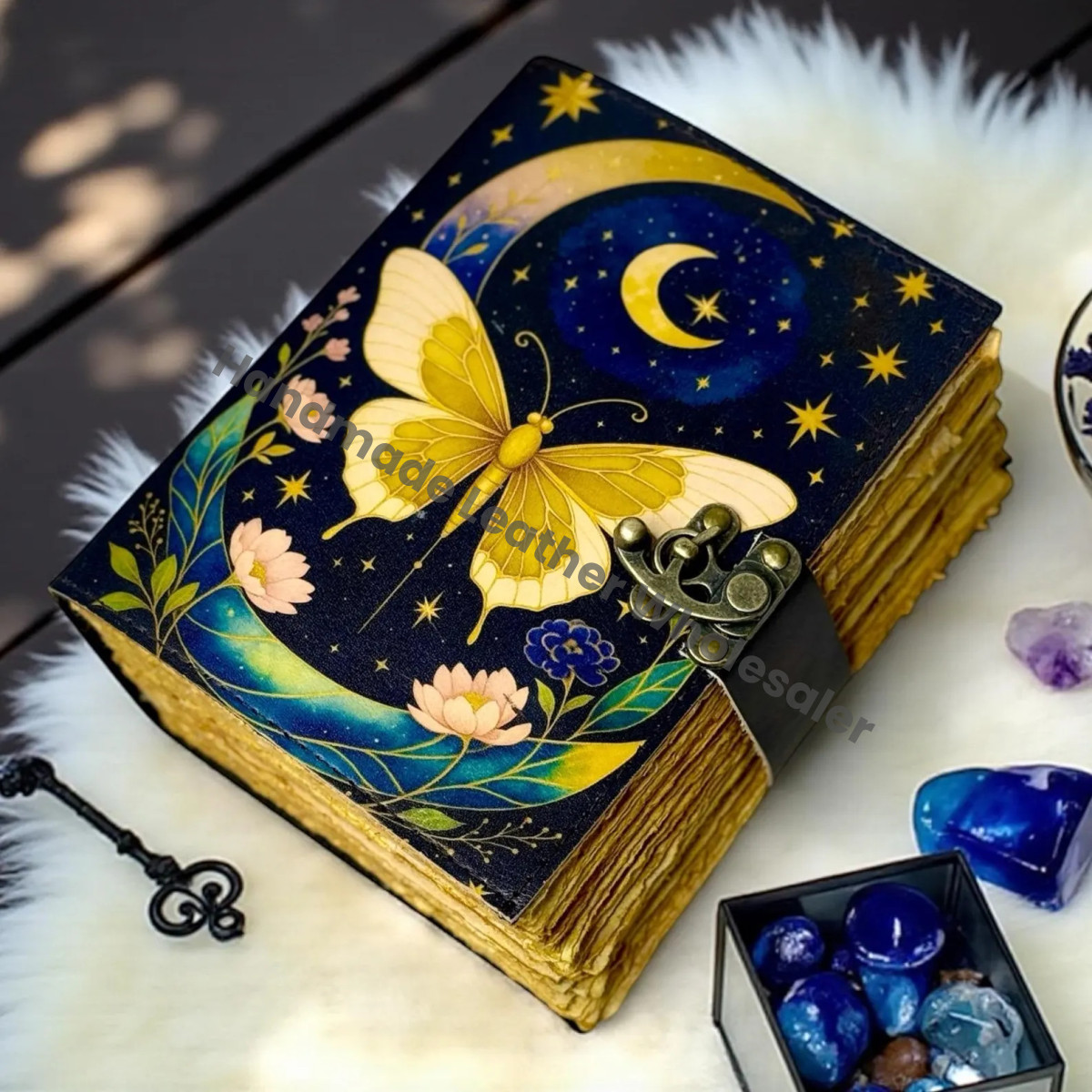 Luna Moth Leather Book of Shadows – Witchcraft Grimoire, Vintage Spell Journal, Wiccan Pagan Gothic Magic Diary, Witchy Gift