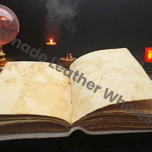 Mystical Black Cat Witch Journal – Leather Notebook with Lock, Vintage Spellbook Grimoire, Witchy Writing Journal for Magic, Dreams.