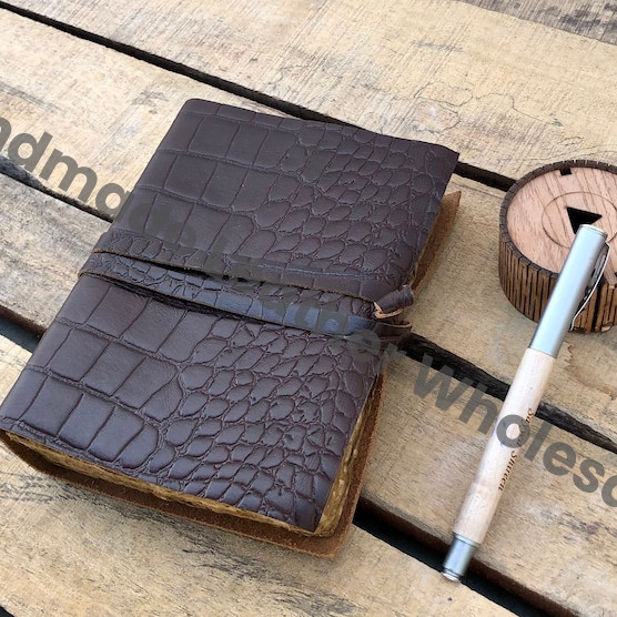 Personalized Antique Leather Journal: Vintage Deckle Edge Paper Book