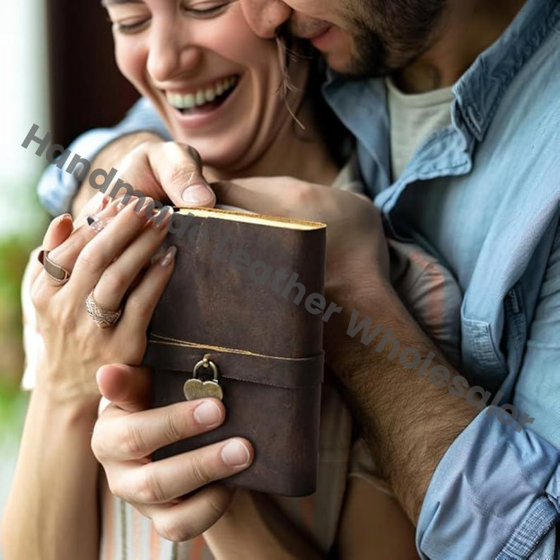 Personalized Leather Journal Notebook - Gift for women Diary with Lock and Key - Anniversary Gifts Personalized  Gift for Him or her