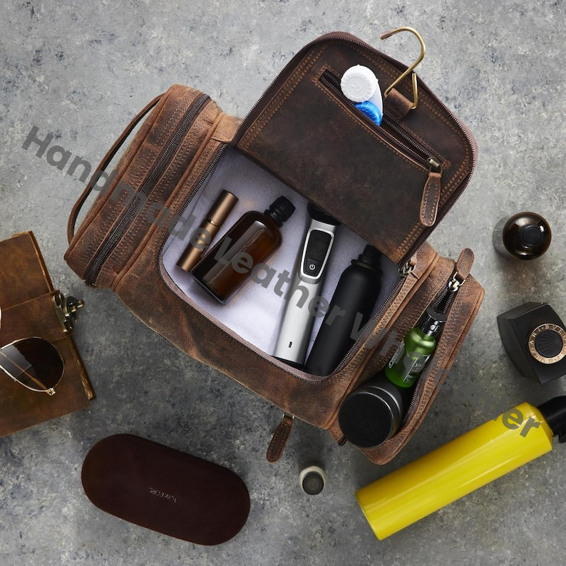 Personalized Leather Toiletry Bag: Handmade Dopp Kit, Groomsmen Gift