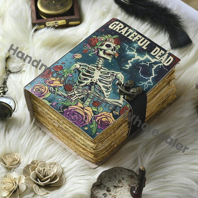 Skull & Roses Leather Journal: Gothic Handmade Diary with Lock