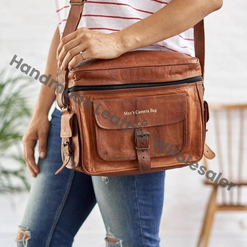 Vintage Leather Camera Bag: DSLR/SLR Case, 13 Inch