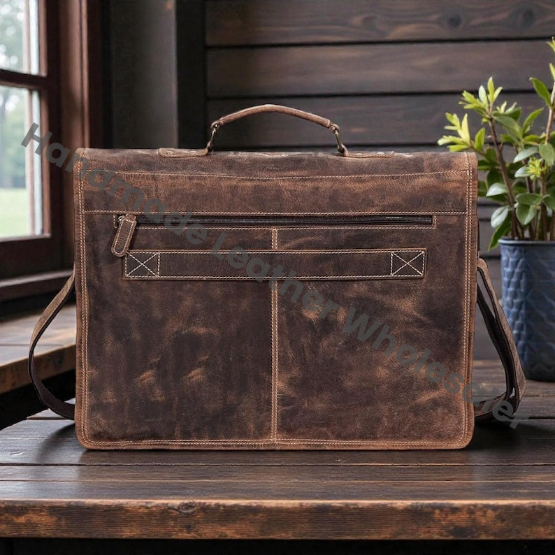 Vintage Leather Messenger Full Grain Briefcase Bag – Custom Engraved - Handmade Crossbody Laptop Satchel - Gift for him