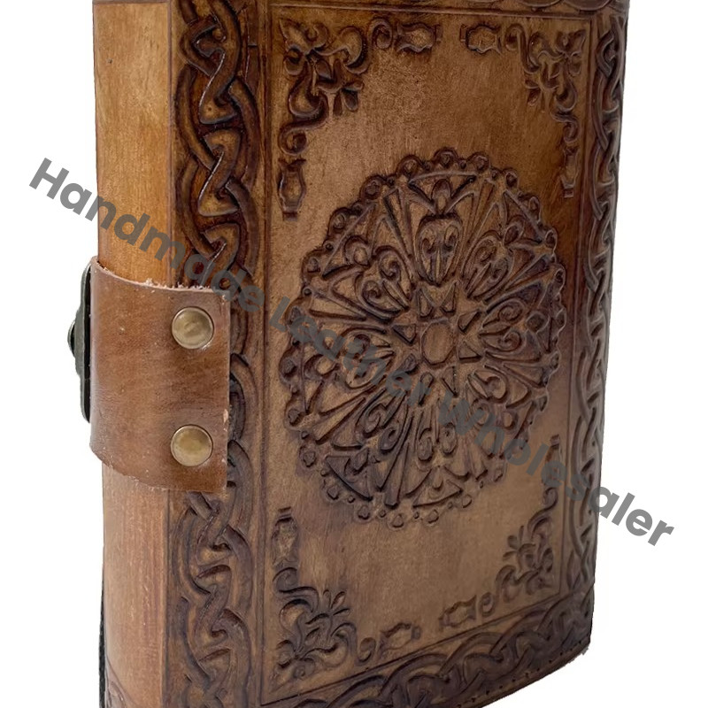 Wholesale Handmade Leather Book of Shadows Spell Book of Shadows With C Lock Handmade for Unisex Vintage Book Journal
