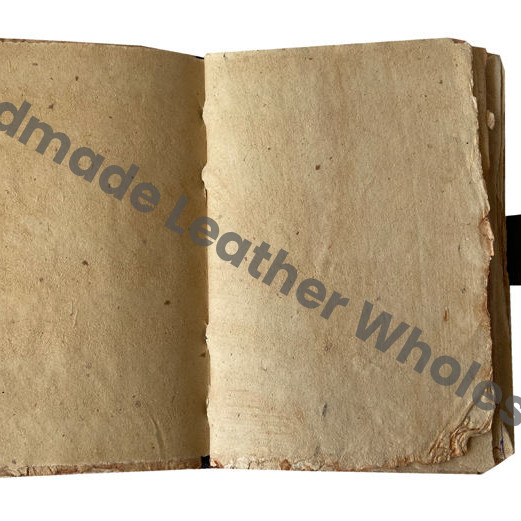 Wholesaler Handmade Santa Printed Vintage Spell Book Shadows Hardcover Leather Address Book Journal C Lock Best Gift Christmas