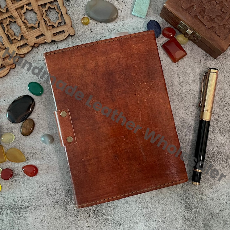 Wiccan Spell Book of Shadows: Vintage Halloween Grimoire